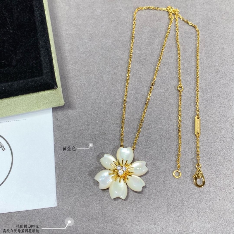 Vca Necklaces